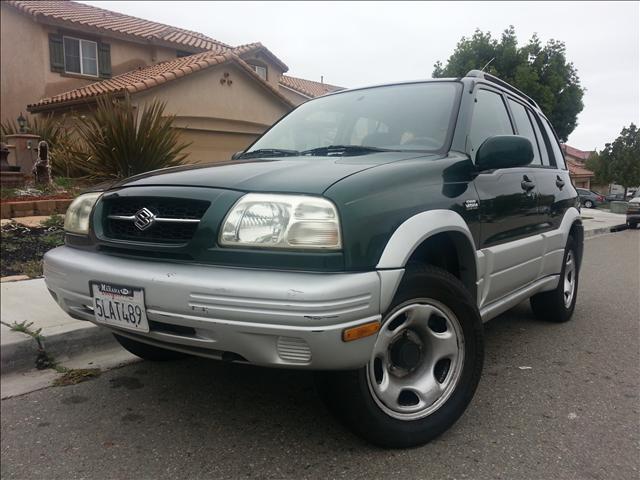 Suzuki Grand Vitara 2dr Conv Auto W/black Top SUV