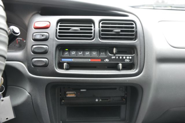 Suzuki Grand Vitara 2000 photo 10