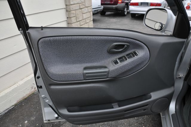 Suzuki Grand Vitara 2000 photo 12