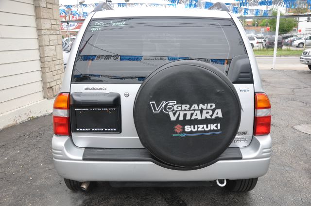 Suzuki Grand Vitara 2000 photo 8