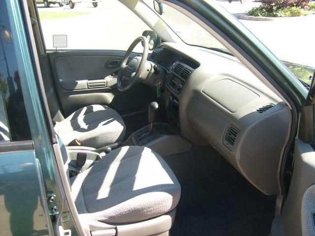 Suzuki Grand Vitara 2000 photo 3