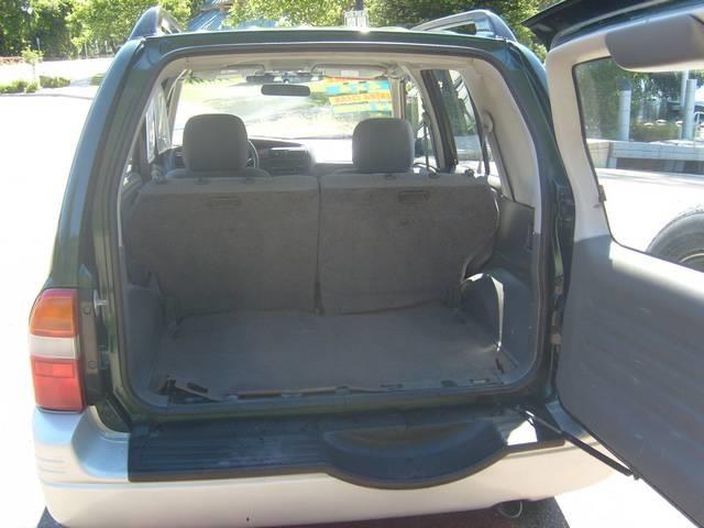 Suzuki Grand Vitara 2000 photo 8