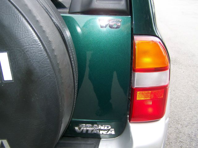 Suzuki Grand Vitara SSE SUV