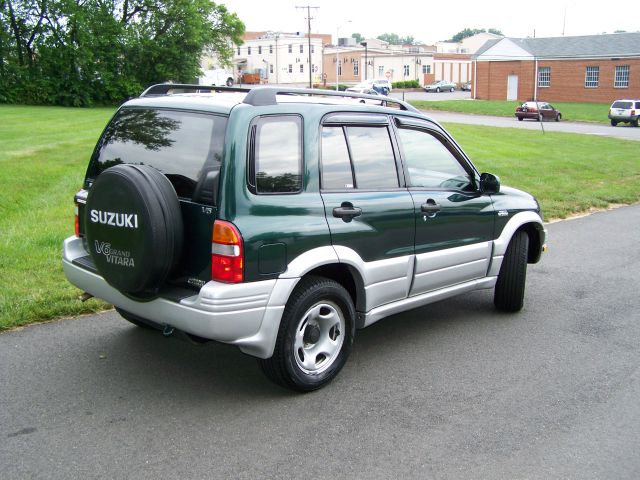 Suzuki Grand Vitara 2000 photo 2