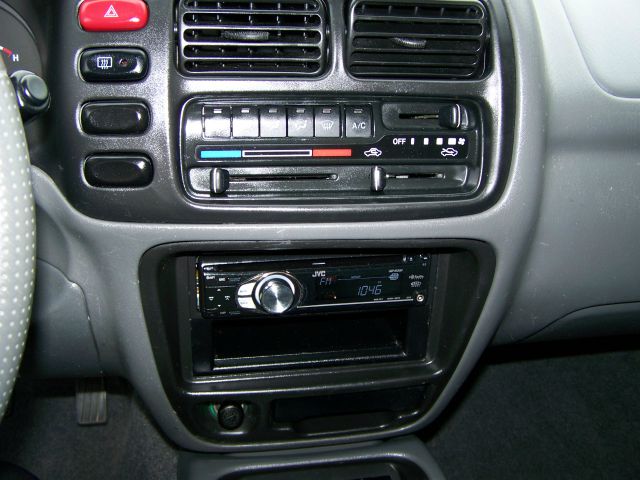 Suzuki Grand Vitara 2000 photo 4