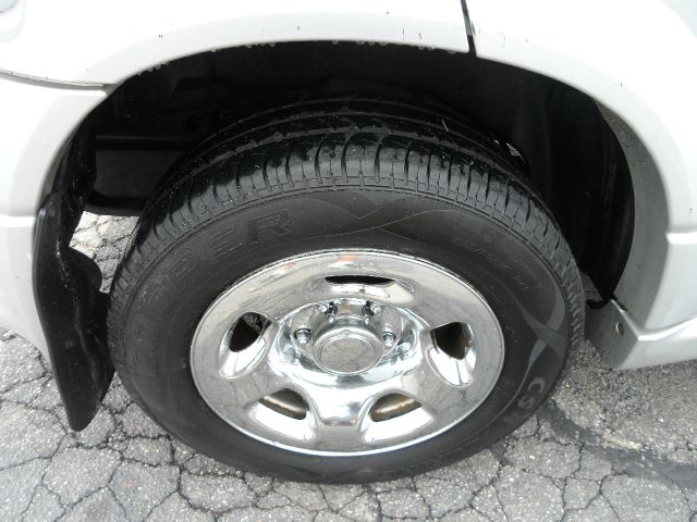 Suzuki Grand Vitara 2001 photo 11