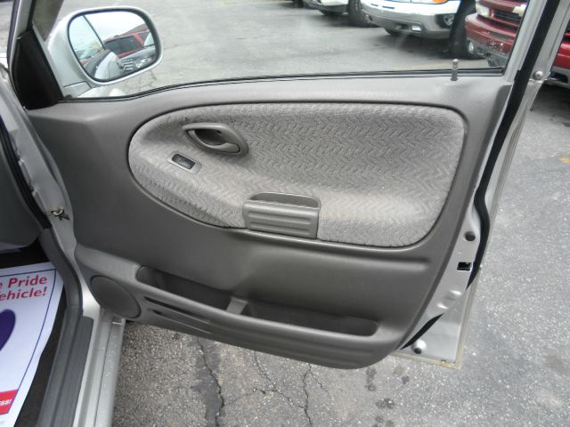 Suzuki Grand Vitara 2001 photo 18