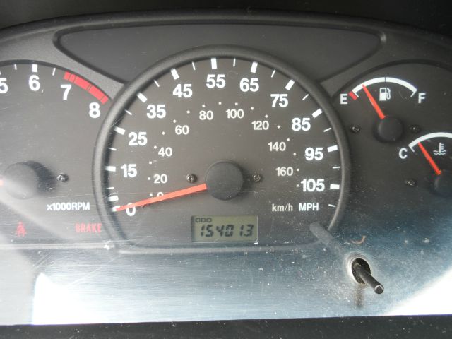 Suzuki Grand Vitara 2001 photo 19