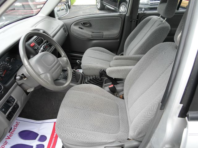 Suzuki Grand Vitara 2001 photo 22