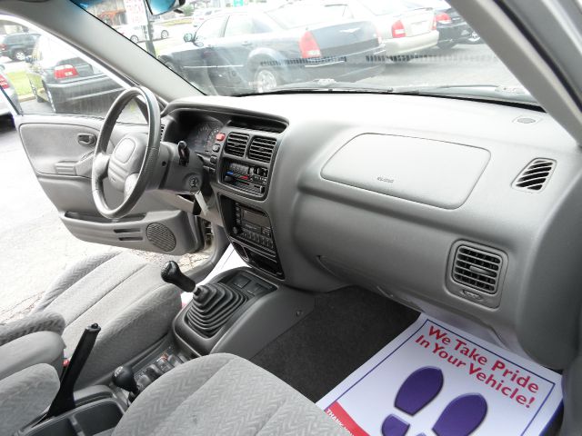 Suzuki Grand Vitara 2001 photo 27