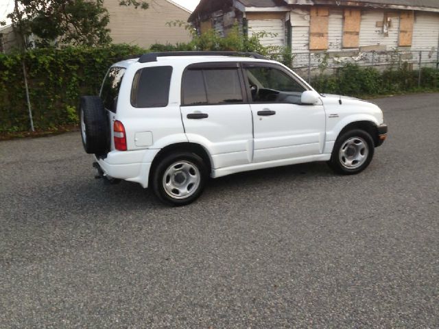 Suzuki Grand Vitara Super SUV