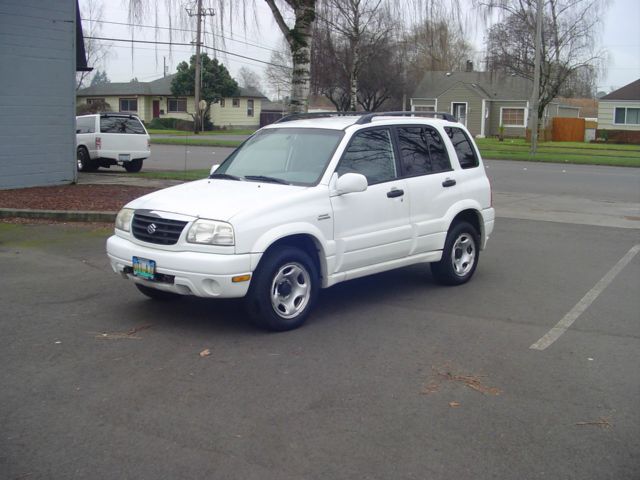 Suzuki Grand Vitara 2002 photo 2