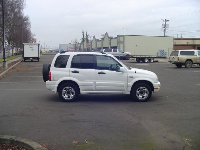 Suzuki Grand Vitara 2002 photo 3