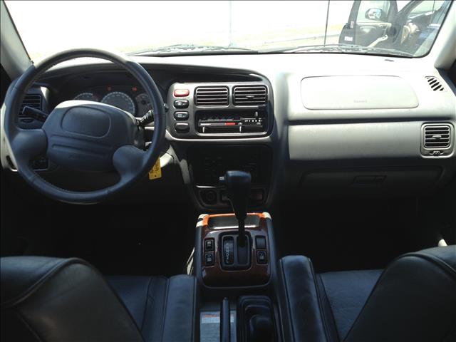 Suzuki Grand Vitara 2002 photo 3