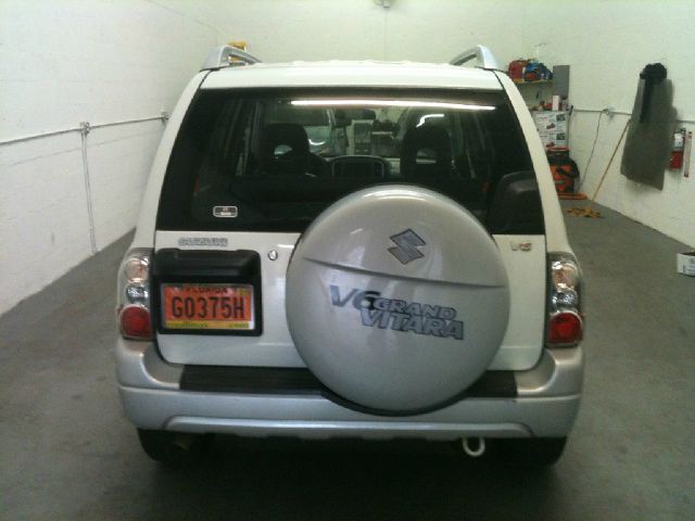 Suzuki Grand Vitara 2004 photo 1