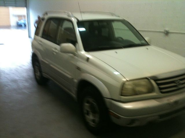 Suzuki Grand Vitara 2004 photo 3
