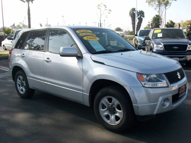 Suzuki Grand Vitara 2006 photo 1