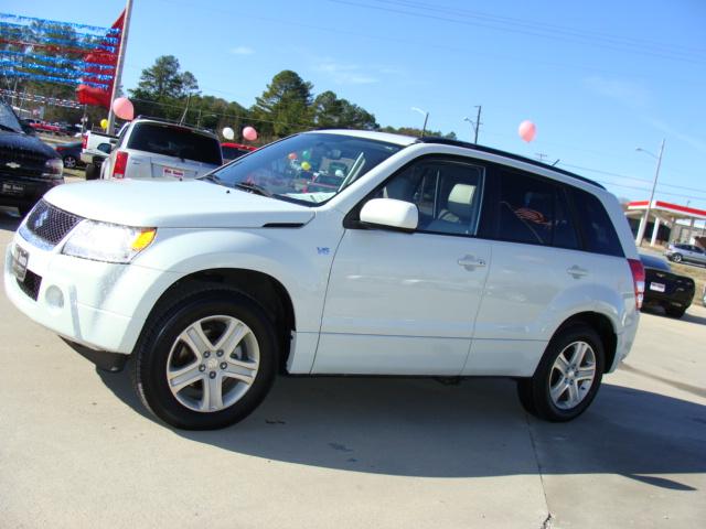 Suzuki Grand Vitara 2006 photo 2
