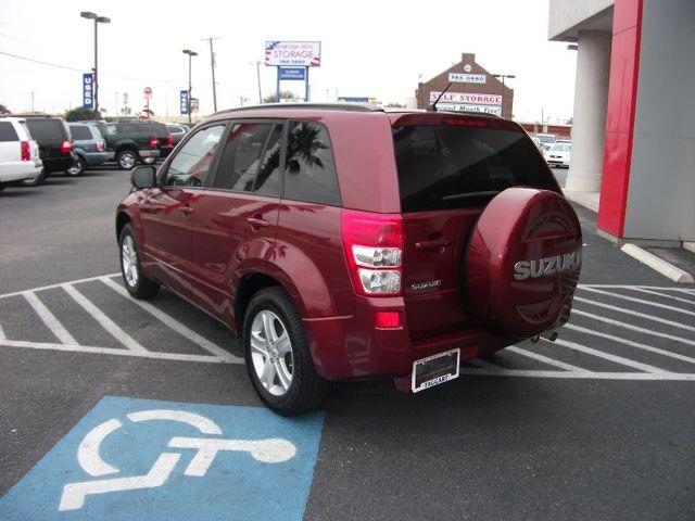 Suzuki Grand Vitara 2007 photo 2