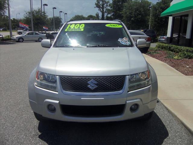 Suzuki Grand Vitara 930 Turbo SUV