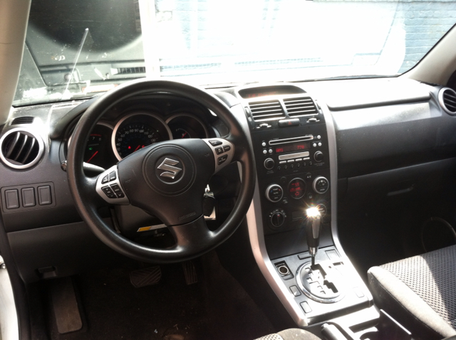 Suzuki Grand Vitara Ram 3500 Diesel 2-WD SUV