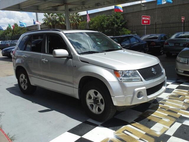 Suzuki Grand Vitara 2008 photo 2
