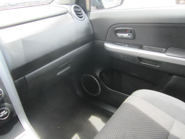 Suzuki Grand Vitara CXL - AWD 7-pass At Brookville SUV