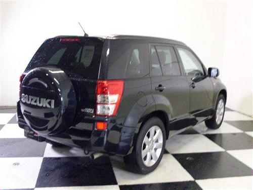 Suzuki Grand Vitara 2010 photo 3