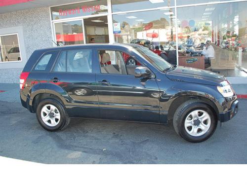 Suzuki Grand Vitara 2010 photo 1