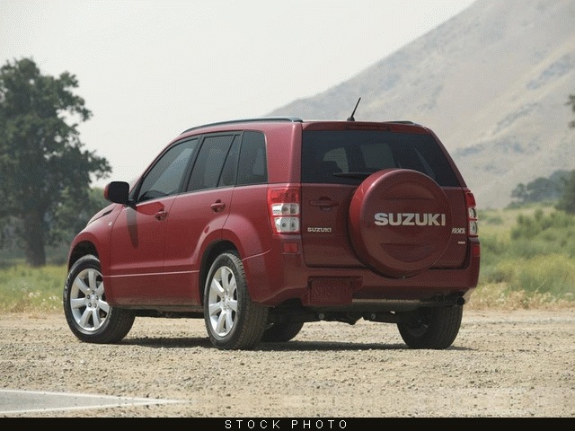 Suzuki Grand Vitara 2010 photo 4