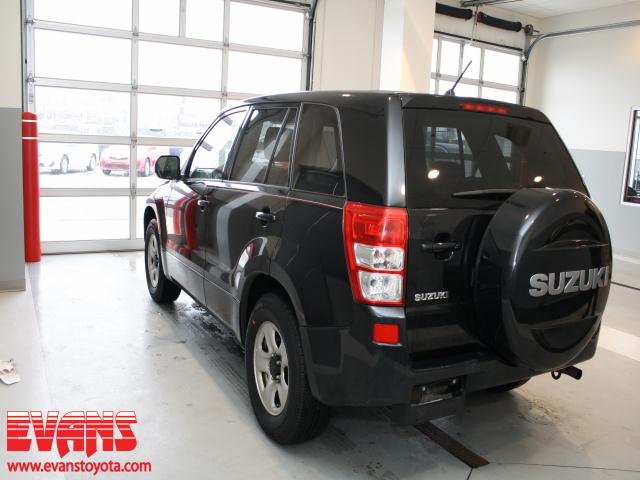 Suzuki Grand Vitara 2010 photo 4