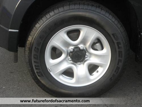 Suzuki Grand Vitara 2010 photo 2