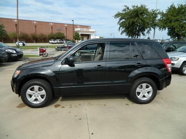 Suzuki Grand Vitara 2010 photo 3