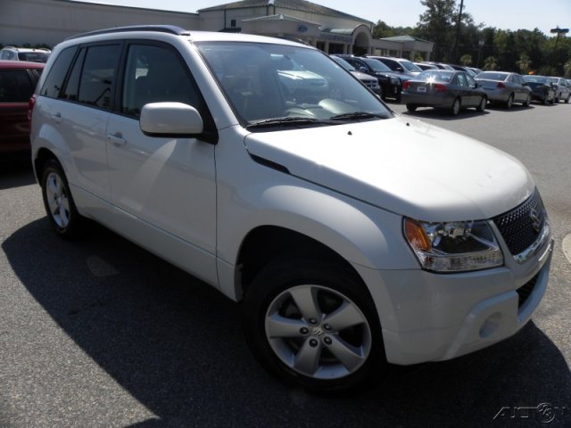 Suzuki Grand Vitara 2010 photo 0