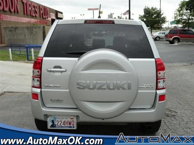 Suzuki Grand Vitara 2011 photo 3
