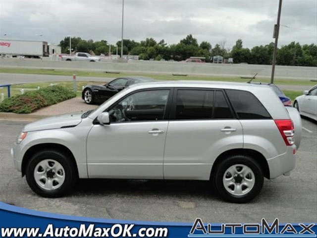 Suzuki Grand Vitara 2011 photo 5