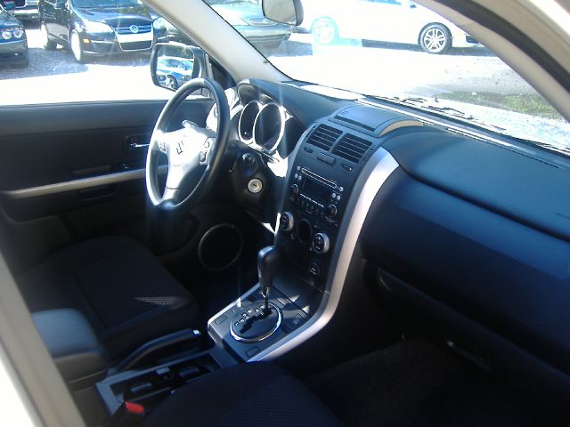 Suzuki Grand Vitara 2011 photo 5