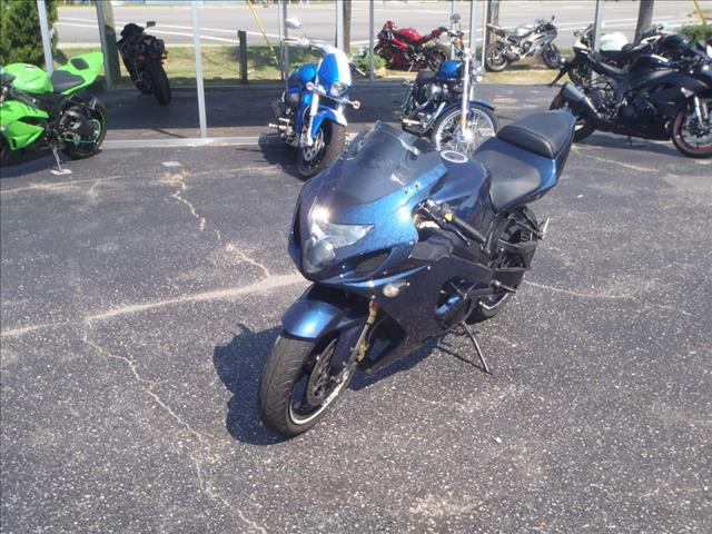 Suzuki Gsxr-600 2004 photo 2