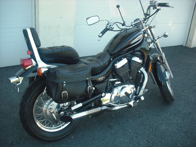 Suzuki INTRUDER 800 2004 photo 4