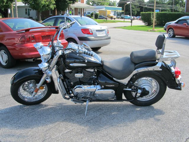 Suzuki INTRUDER 2002 photo 2