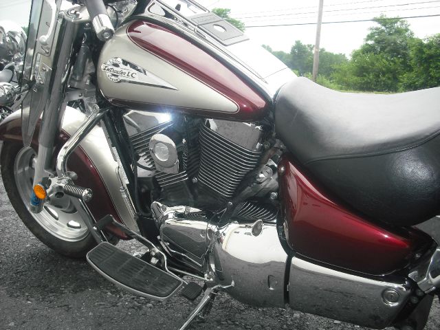 Suzuki Intruder 1500 2001 photo 1