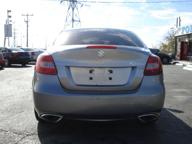 Suzuki Kizashi 2010 photo 3