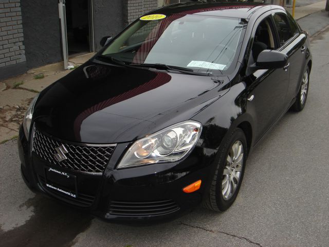 Suzuki Kizashi 2010 photo 5