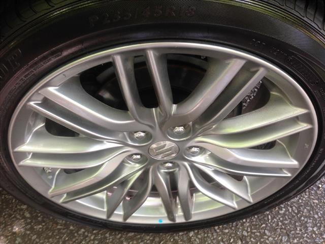 Suzuki Kizashi 2011 photo 11