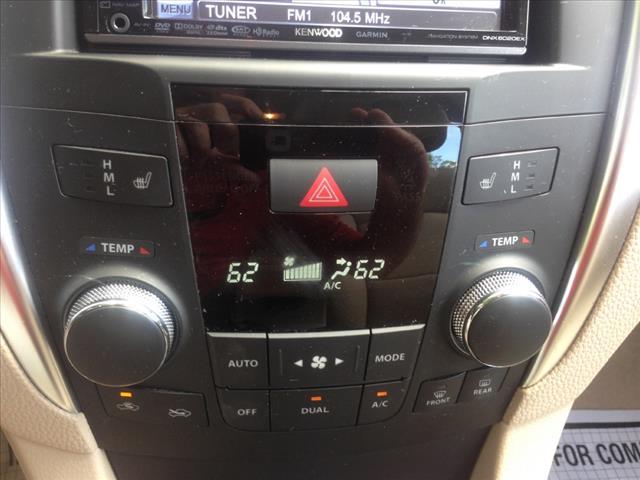 Suzuki Kizashi 2011 photo 16