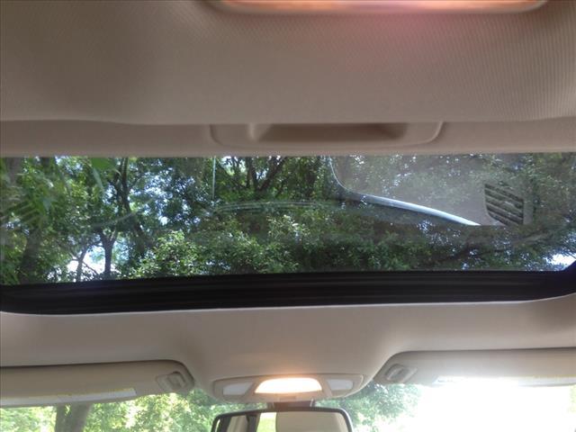 Suzuki Kizashi 2011 photo 23