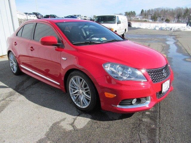 Suzuki Kizashi 2011 photo 1