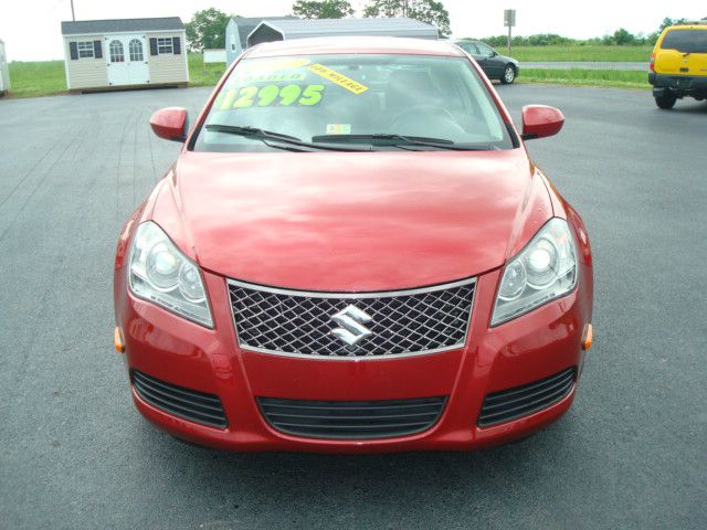 Suzuki Kizashi 2012 photo 3