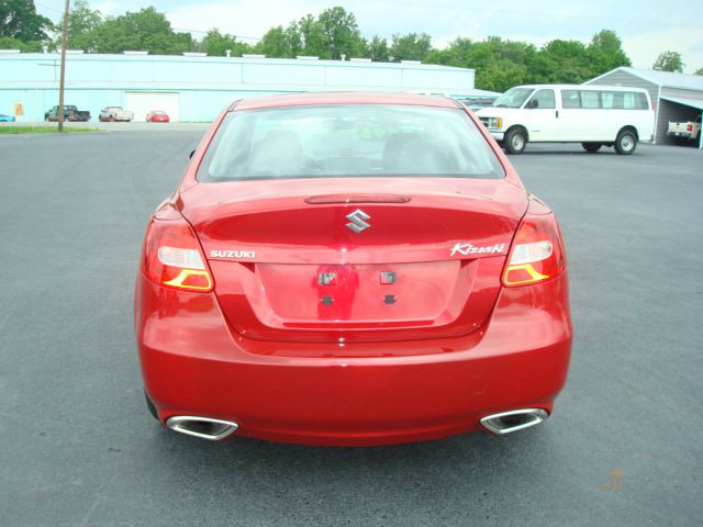 Suzuki Kizashi 2012 photo 6