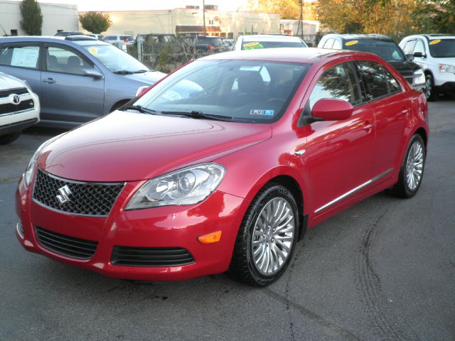 Suzuki Kizashi 2012 photo 4